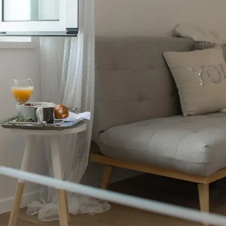 아파트 Enjoy Split, New In The Center With A Private Garden