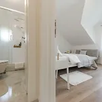 Enjoy Split, New In The Center With A Private Garden سبليت