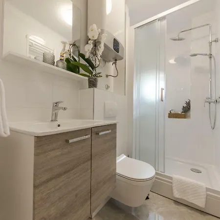 Enjoy Split, New In The Center With A Private Garden Apartman *