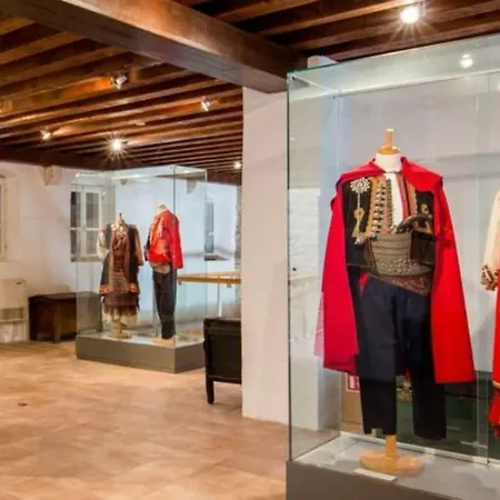 Appartamento Enjoy Split, New In The Center With A Private Garden Spalato